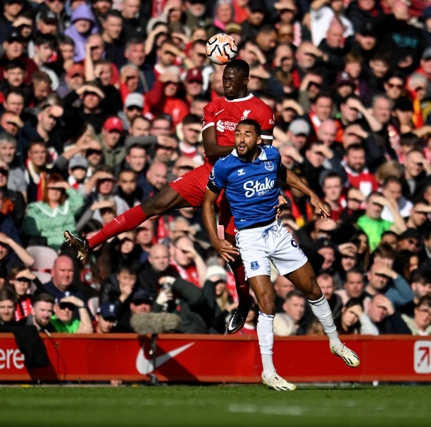 队的紧密联 队的紧密联