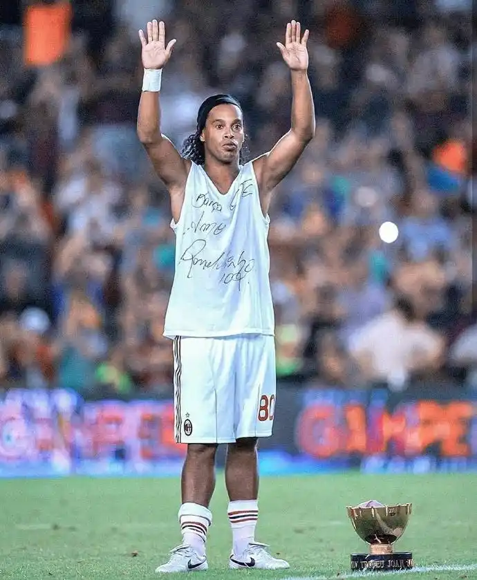 足球转会和 足球转会和