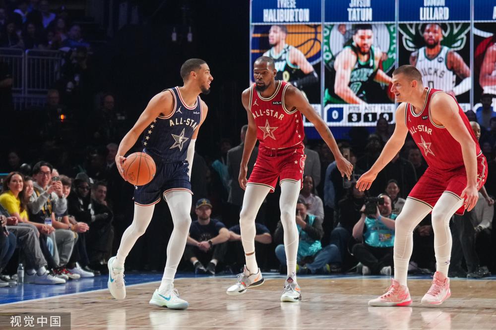 竞争激烈的 竞争激烈的